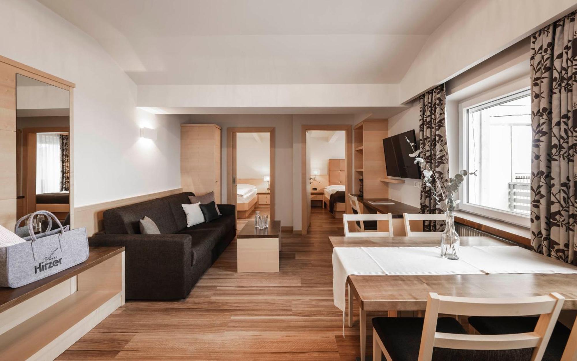Appartementhaus Residence Hirzer Тироло Стая снимка