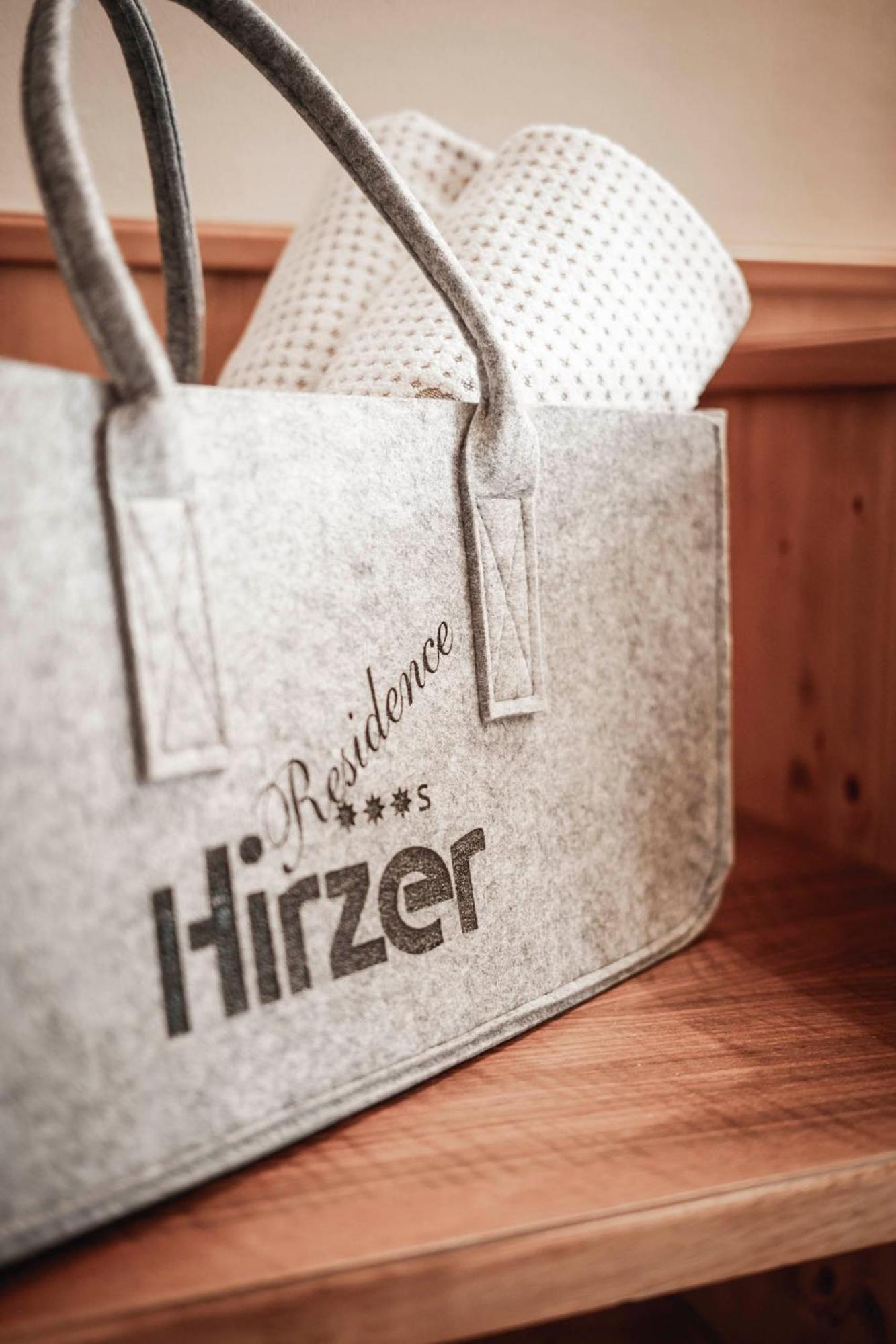 Appartementhaus Residence Hirzer Тироло Стая снимка